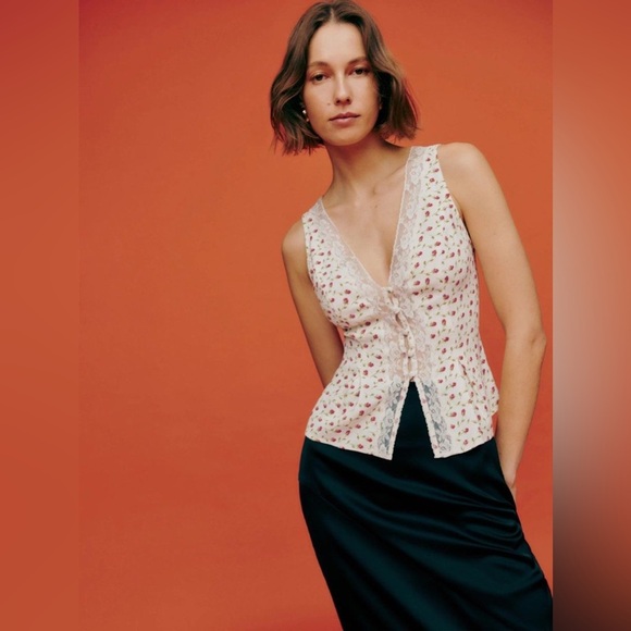 NEW Reformation Cristina Lace Trim Woven Tank Top in Madison Red Floral | size 4 - Picture 3 of 10